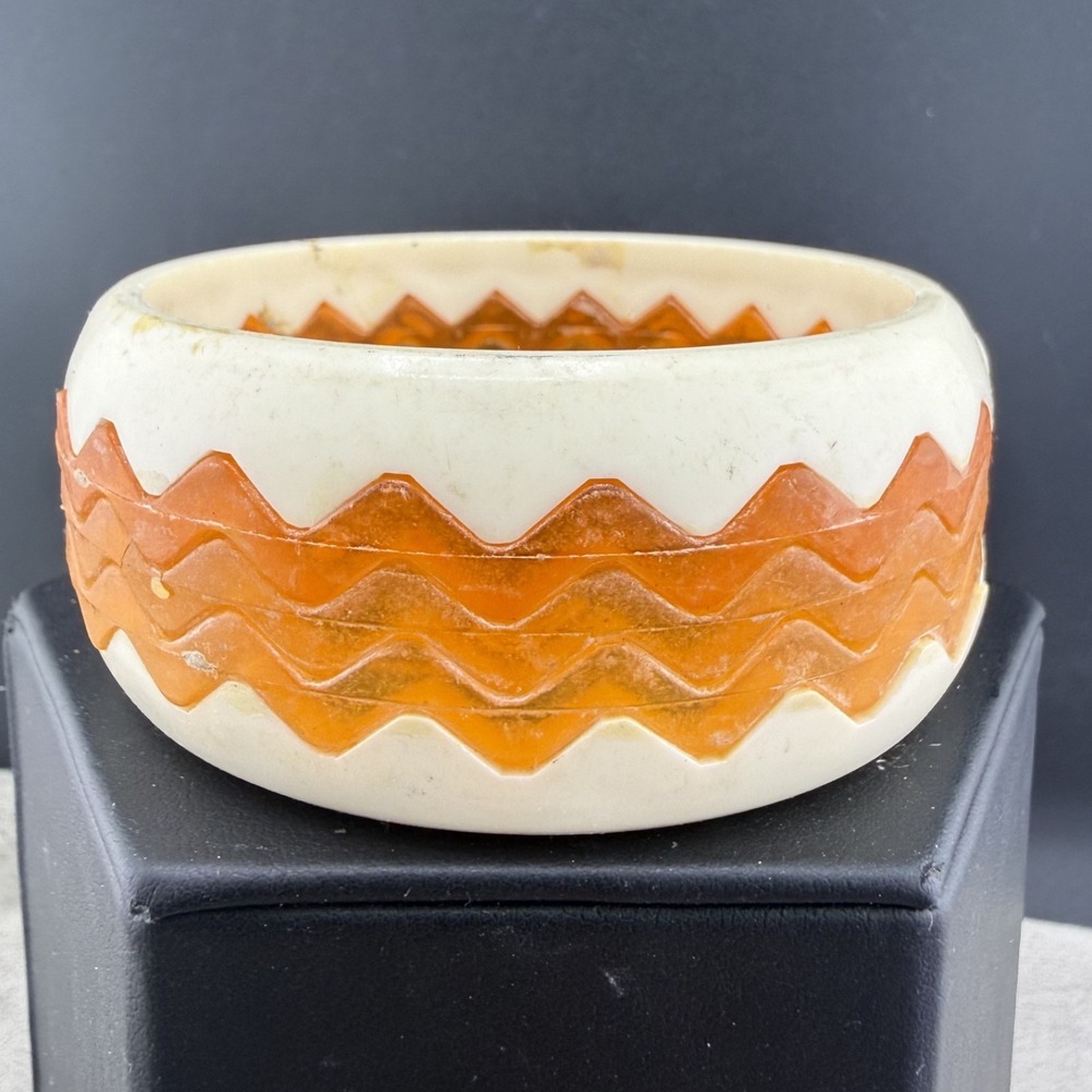 Vintage Bangle Bracelet Zig‎ Zag Orange Retro 8.5"